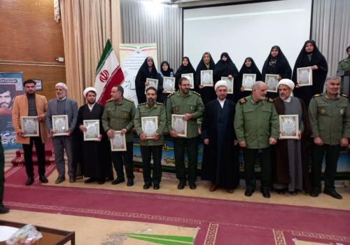  جشنواره مالک اشتر با حضور برترین‌های بسیج و سپاه انصار الحسین (علیه السلام) در استان همدان برگزار شد.